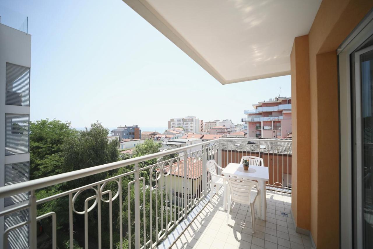 Residence Mariavittoria ลิโดดิเยโซโล ภายนอก รูปภาพ
