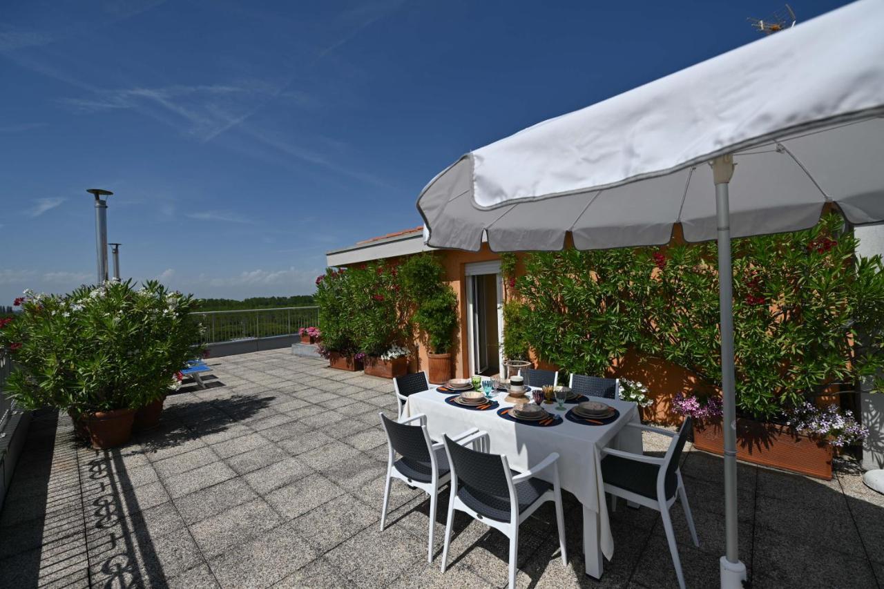 Residence Mariavittoria ลิโดดิเยโซโล ภายนอก รูปภาพ