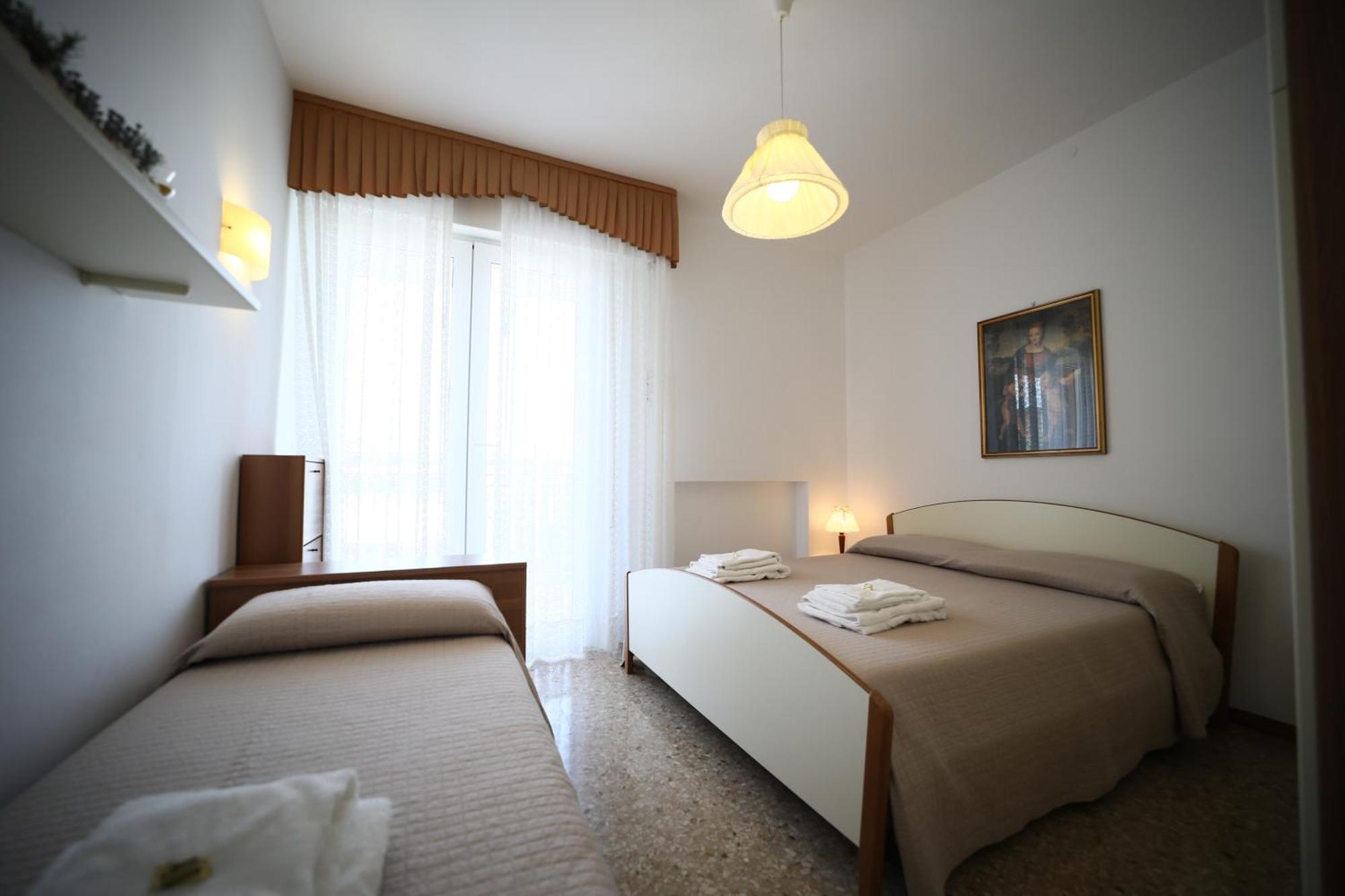 Residence Mariavittoria ลิโดดิเยโซโล ภายนอก รูปภาพ