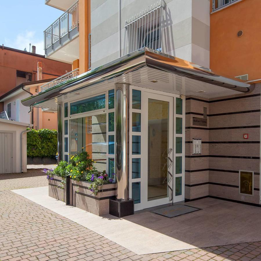 Residence Mariavittoria ลิโดดิเยโซโล ภายนอก รูปภาพ